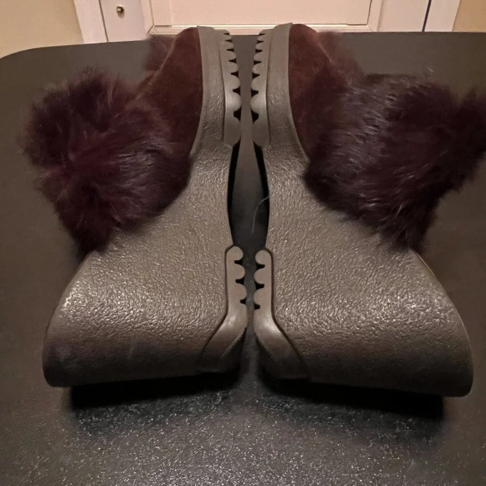 Coach kaela size